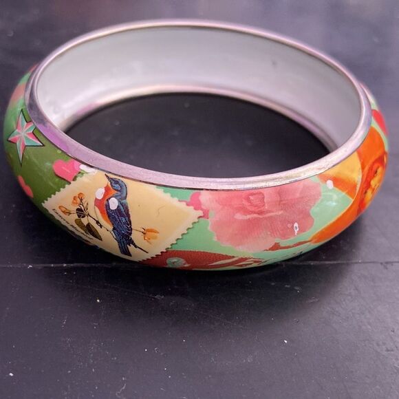 Cowgirl Pin-Up Bangle Bracelet Vintage Western Style Retro Look Jewelry - Picture 4 of 4